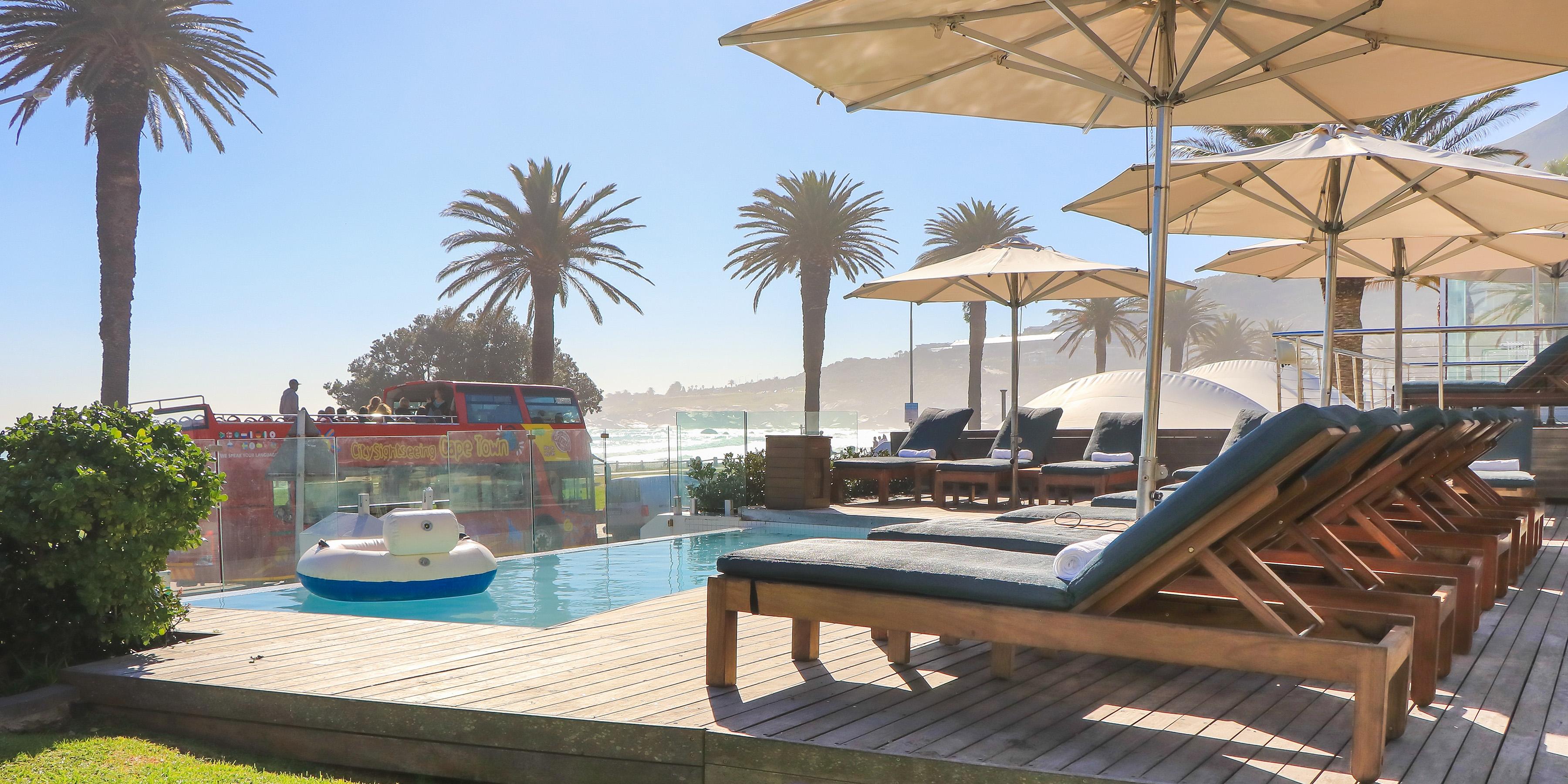 더 베이 호텔 케이프타운 외부 사진 The pool at the Cape of Good Hope Hotel